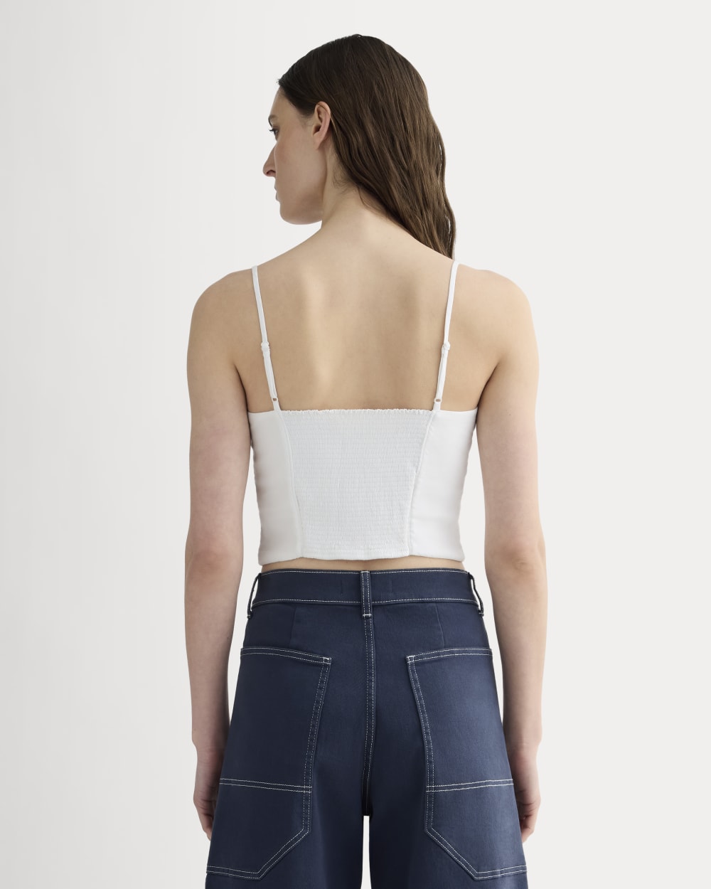 The Seamed Top in Stretch Linen in White — detail view