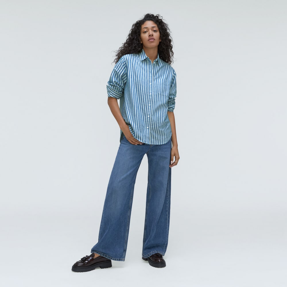 The Must-Have Oxford Shirt in Lapis Blue / Bright Jade / Optic White — detail view