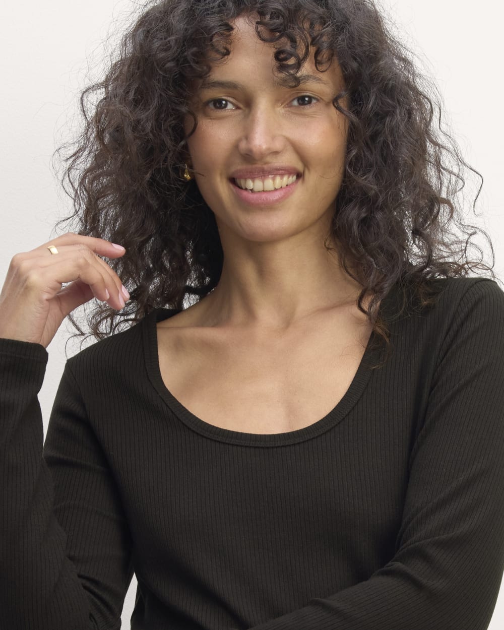 The Shimmy Long-Sleeve Tee in Black — detail view
