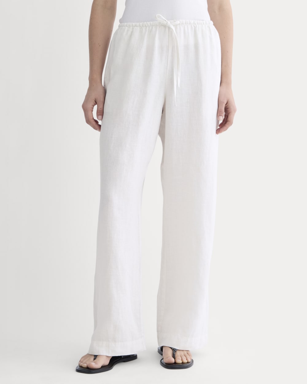 The Drawstring Pant in Linen in Natural Chambray — detail view
