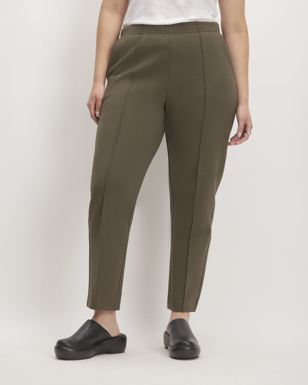 The Dream Pant® in Dark Forest — detail view