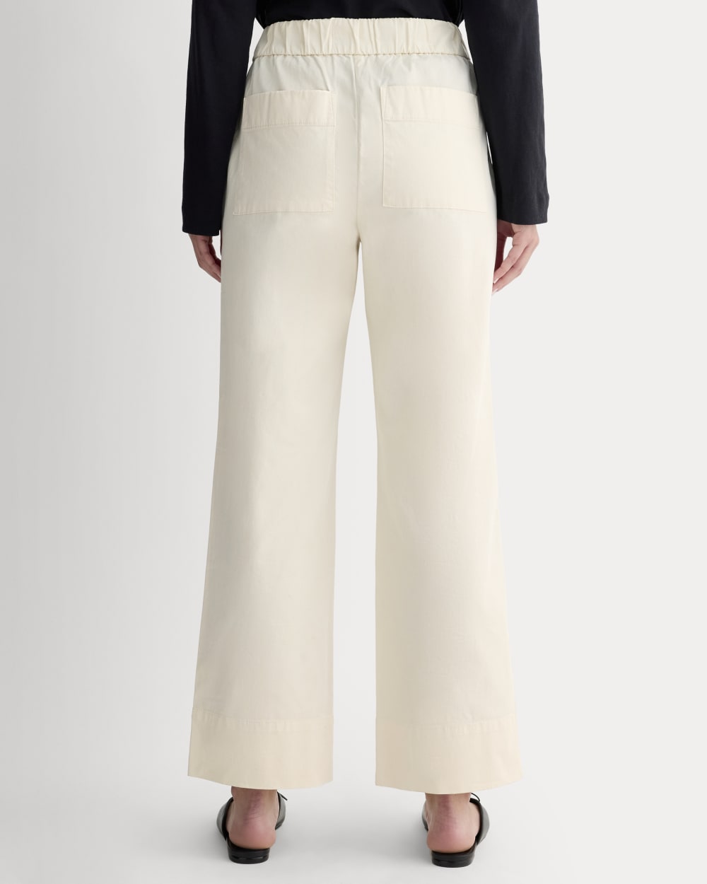 The Easy Pant in Canvas — detail view