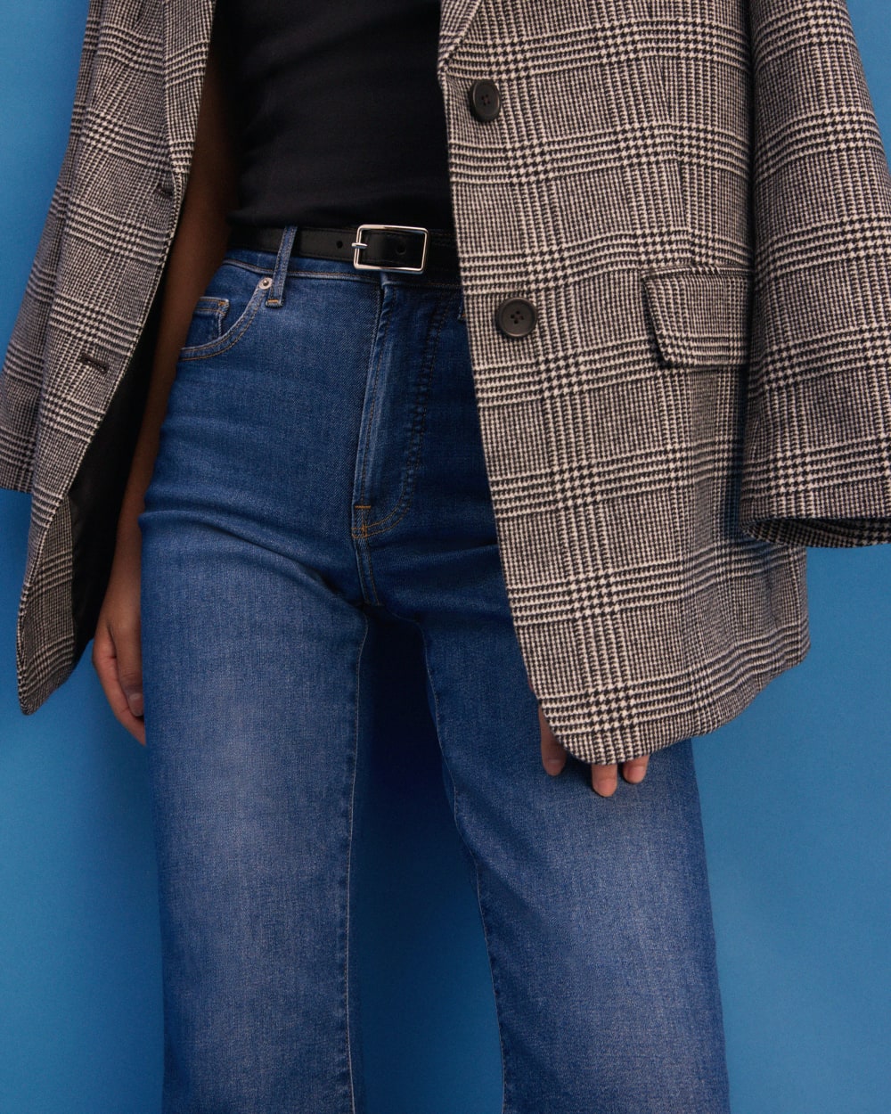 The Kick Bootcut Jean in Dark Indigo Blue — detail view