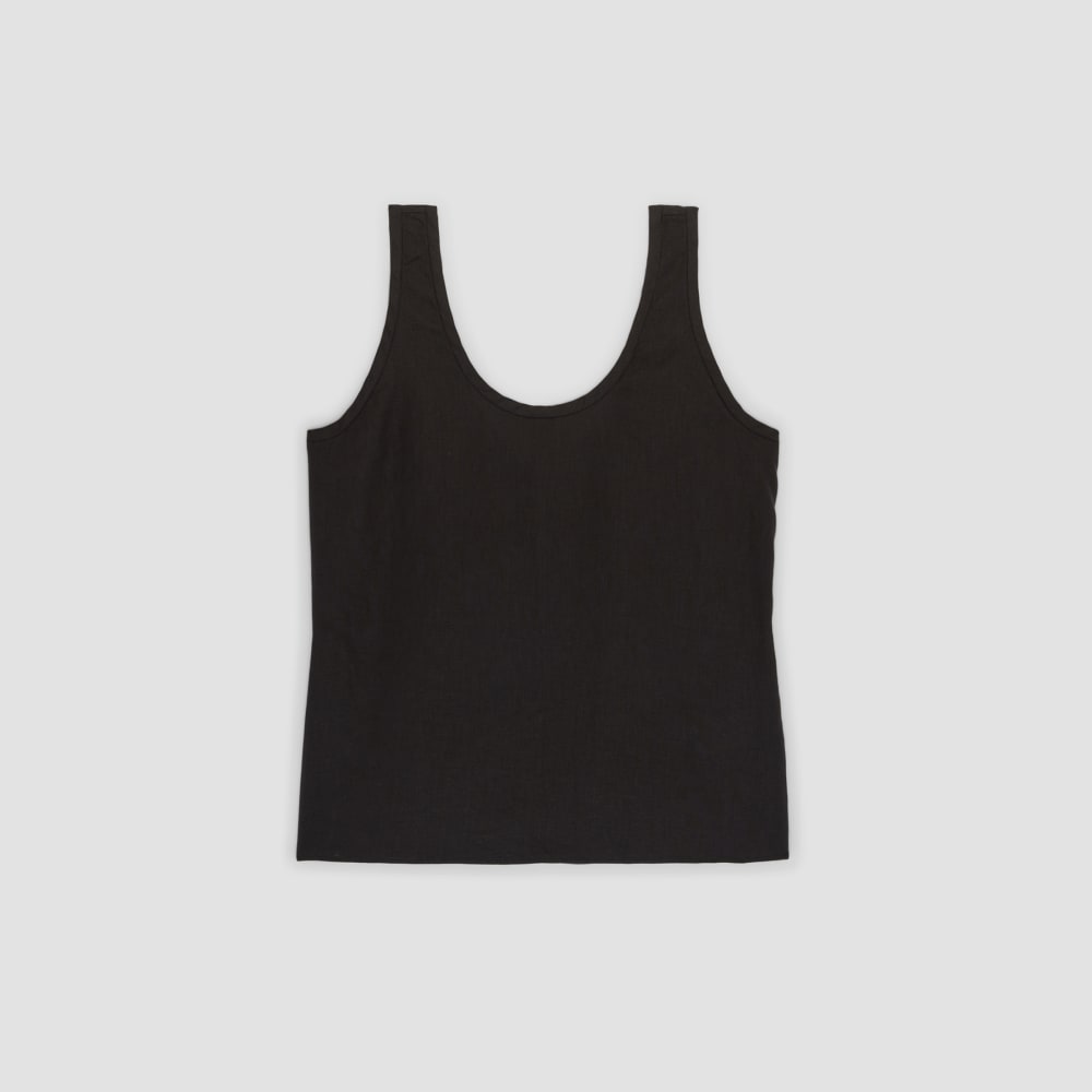 The Scoop Tank in Linen in Black — alternate view