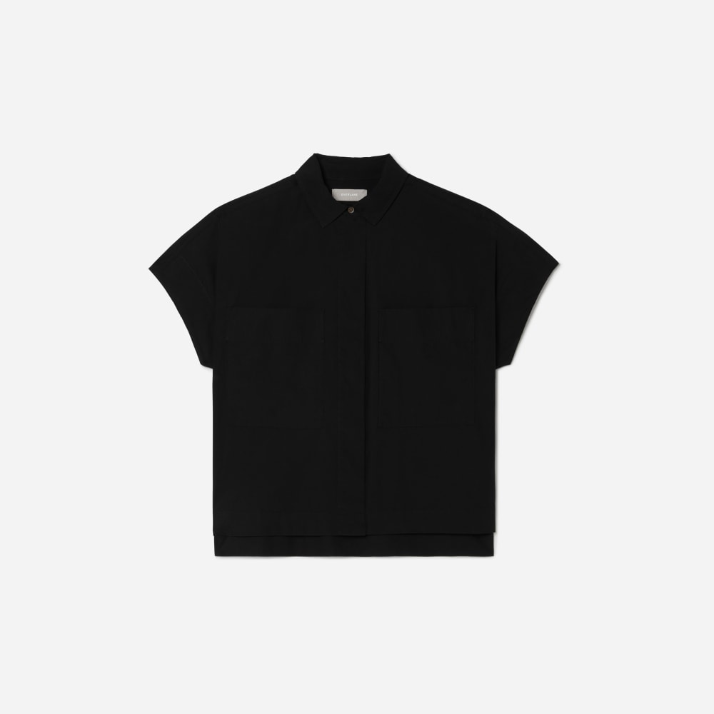 The Short-Sleeve Box Shirt in Black — front view