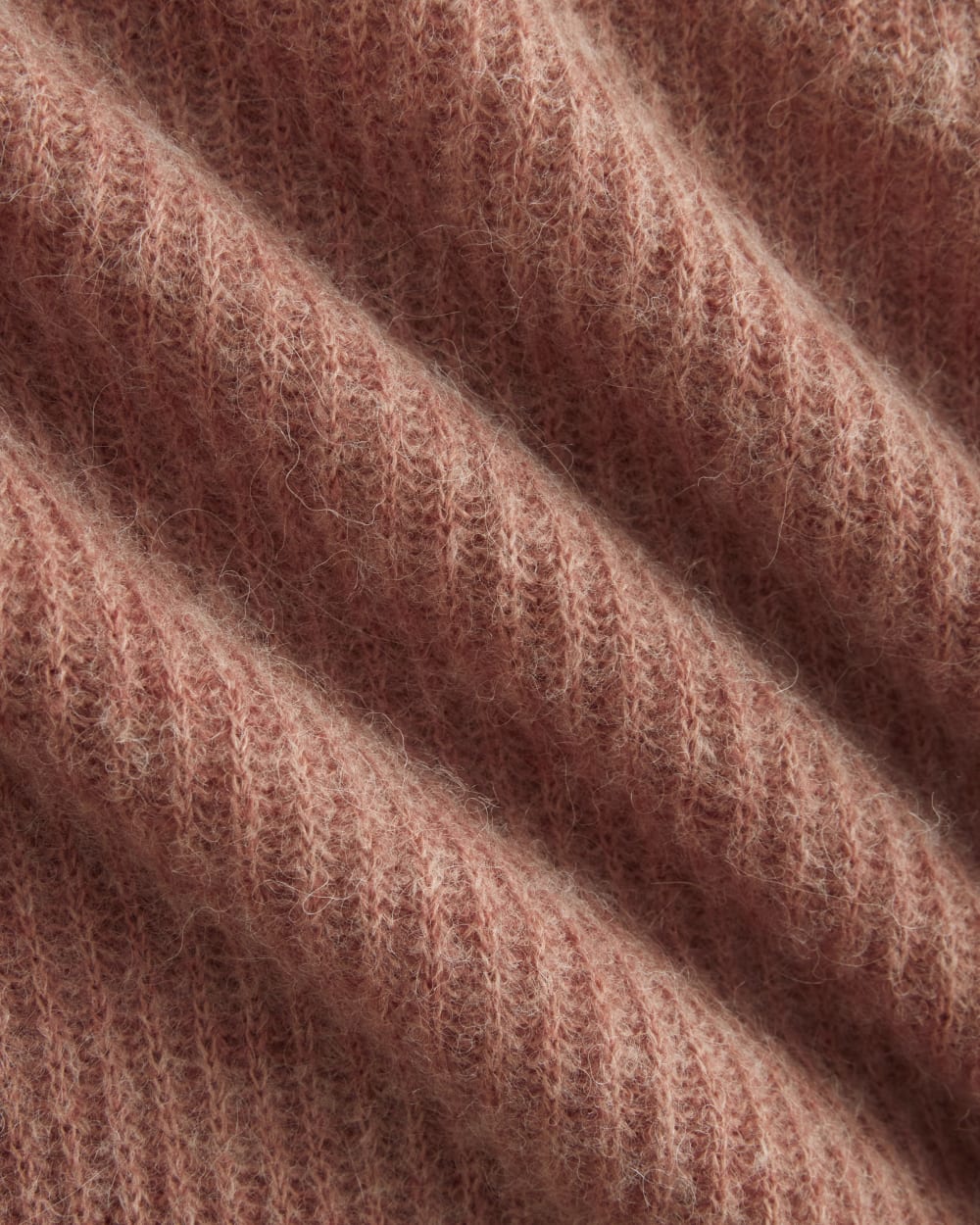 The Cocoon Crew in Alpaca in Heather Ash Rose — detail view