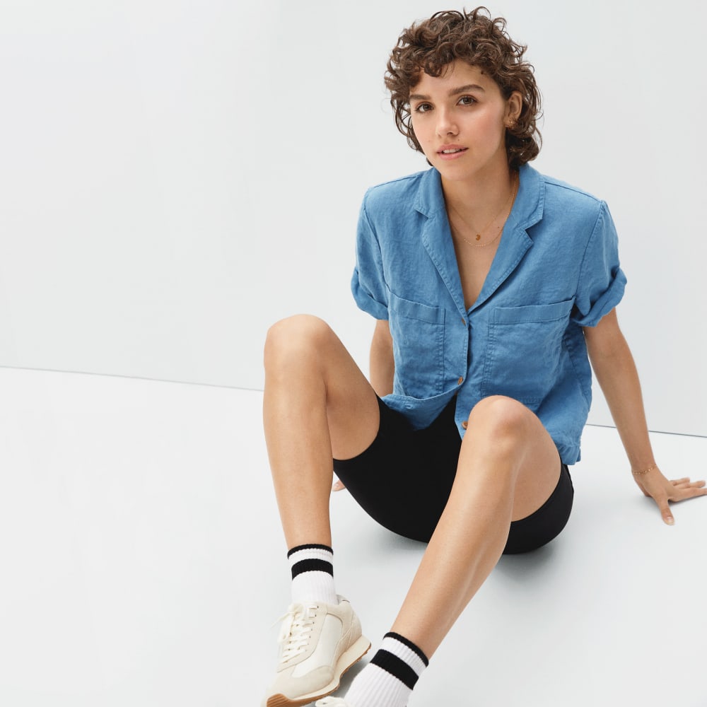 The Linen Workwear Shirt in Aegean — detail view
