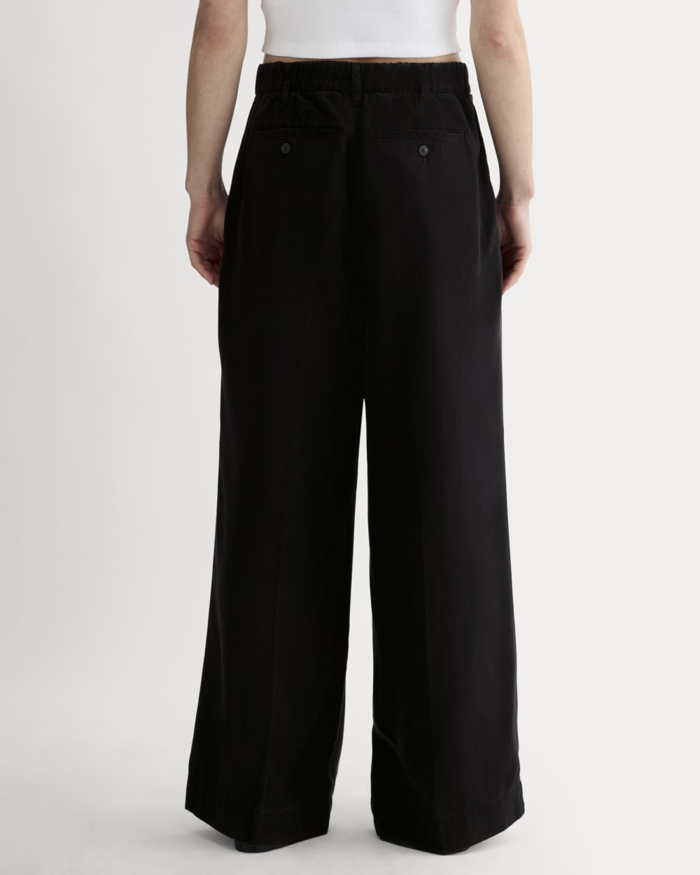 The Trouser in Buttersoft in Black — detail view
