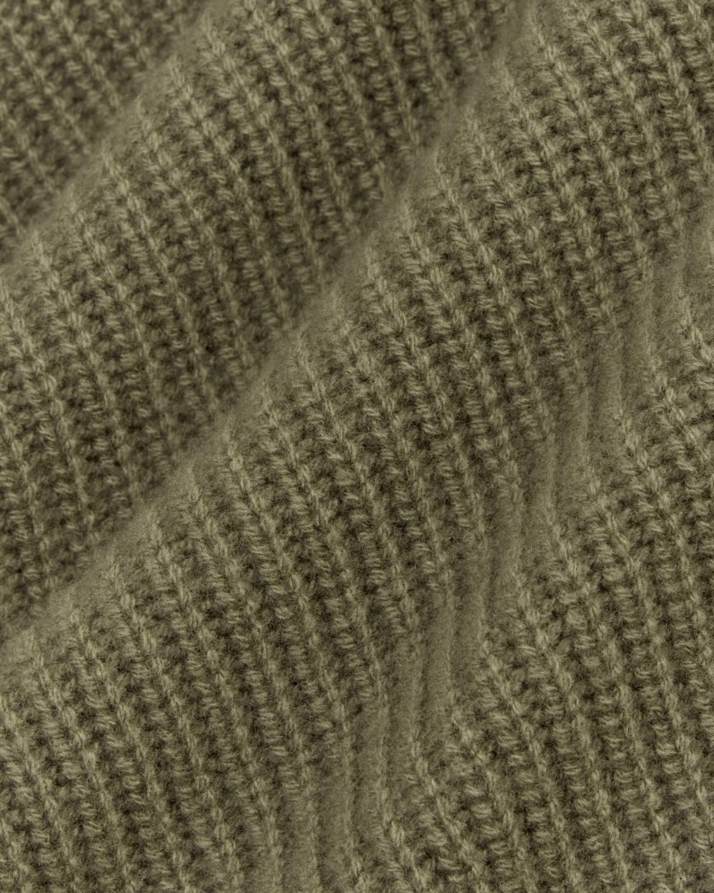 The Half-Zip Sweater in Luxe Merino in Kalamata — detail view