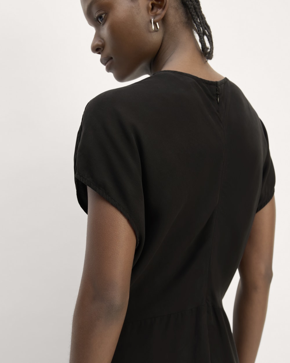 The TENCEL™ Short-Sleeve Midi Dress in Black — detail view