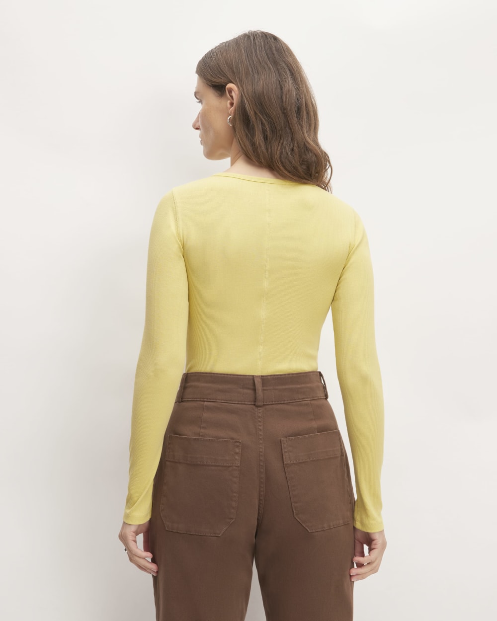 The Luxe Rib Long-Sleeve Crew in Raffia — detail view