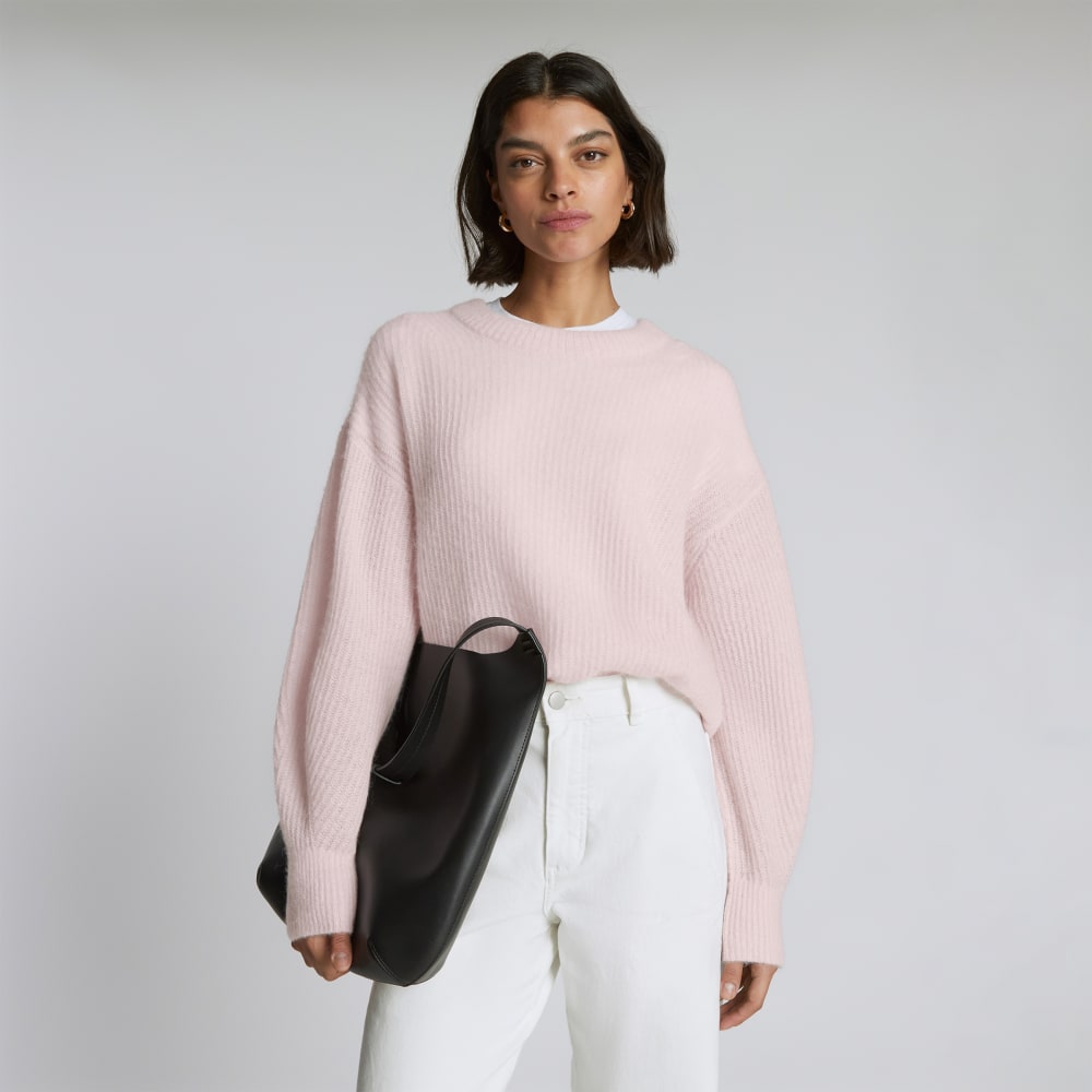 The Cocoon Crew in Alpaca in Tinted Lilac — detail view