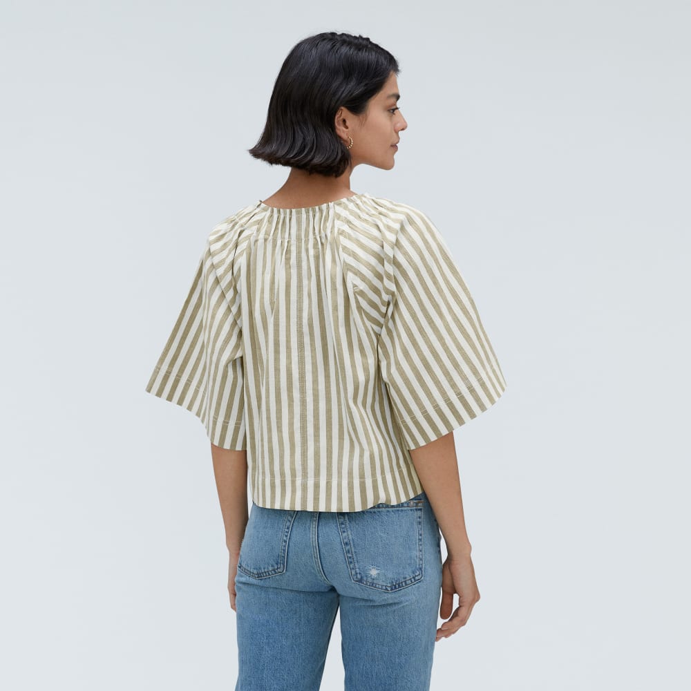 The Seersucker Gathered Tee in Nutria / Off-White — detail view
