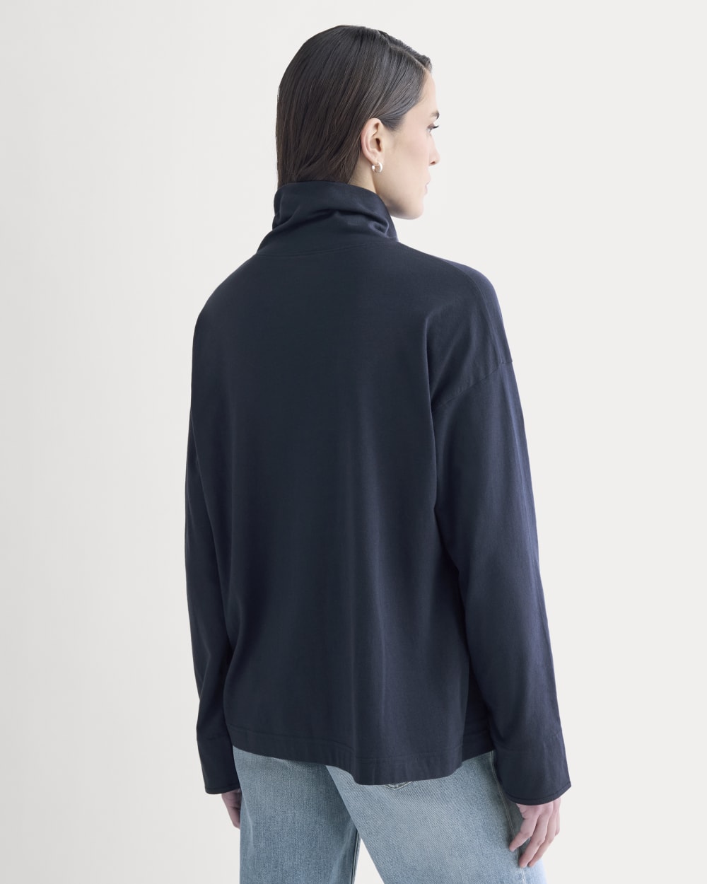 Slouchy Turtleneck In Essential Cotton in Deep Navy — detail view
