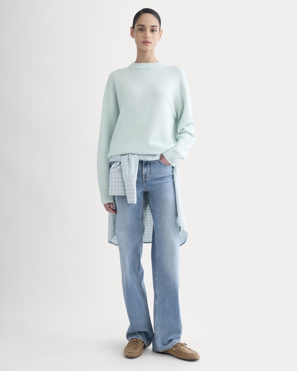 Cashmere Boyfriend Sweater in Chalk Blue — detail view