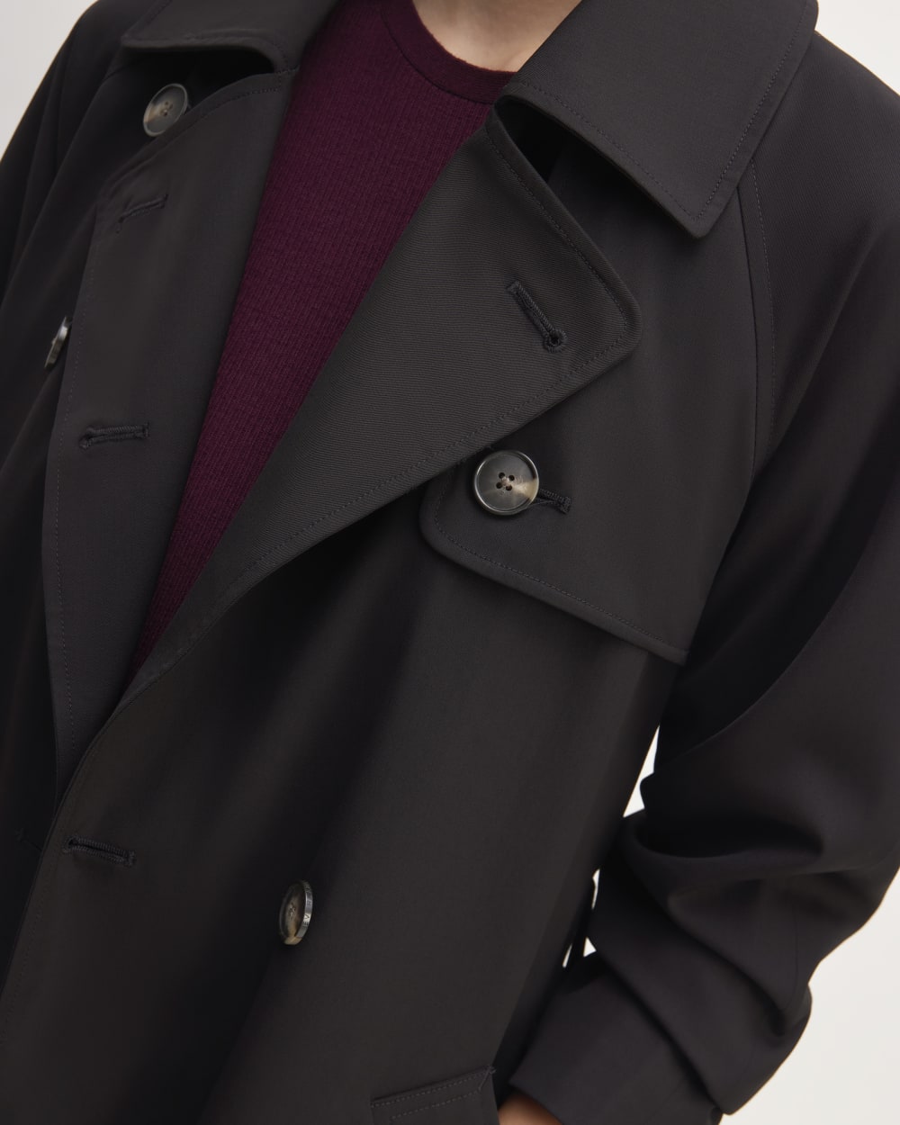 The Italian Wool Modern Trench in Black — detail view