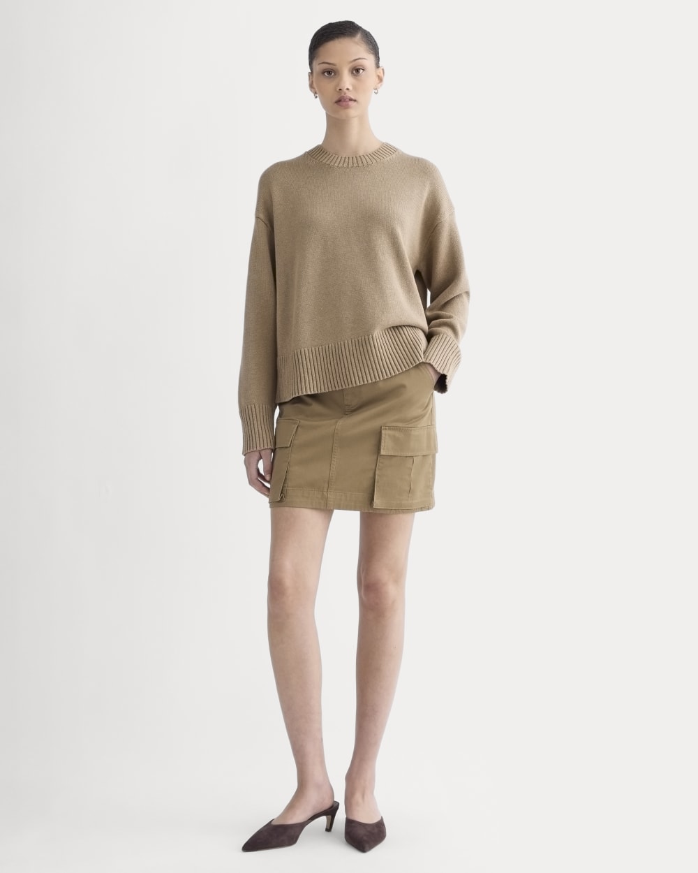 The Boxy Sweater in Everyday Cotton in Dark Heathered Camel — detail view