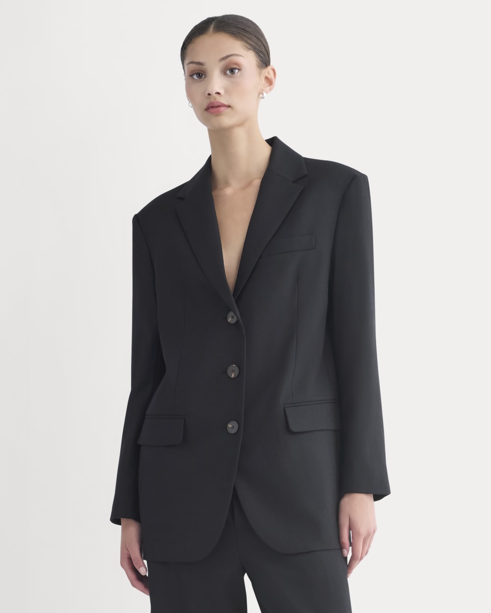Blazer in Tailor Twill in Black — front view