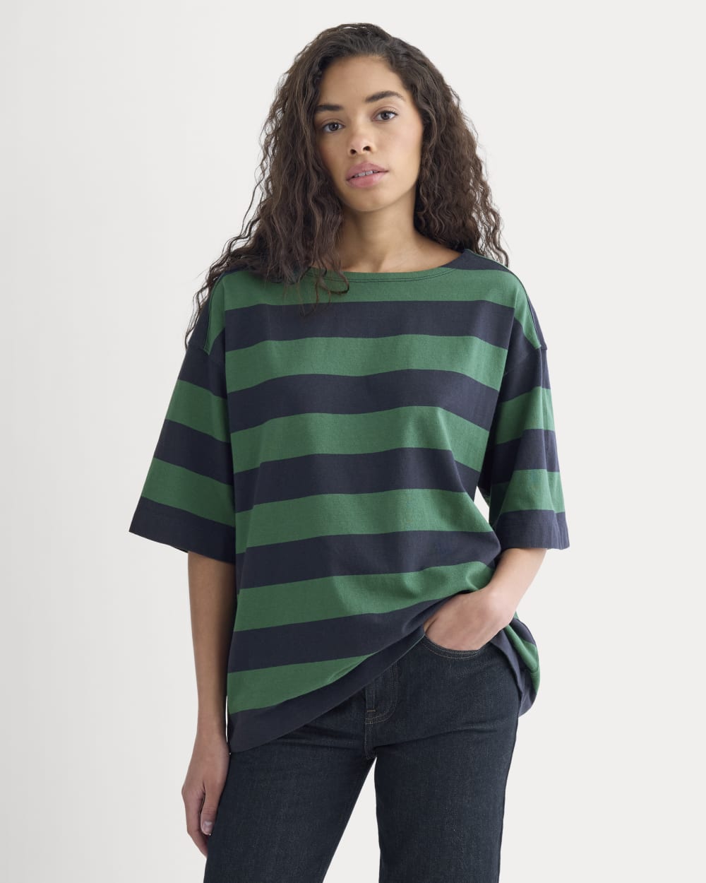 Mariner Tee in Navy/Hunter Green — front view