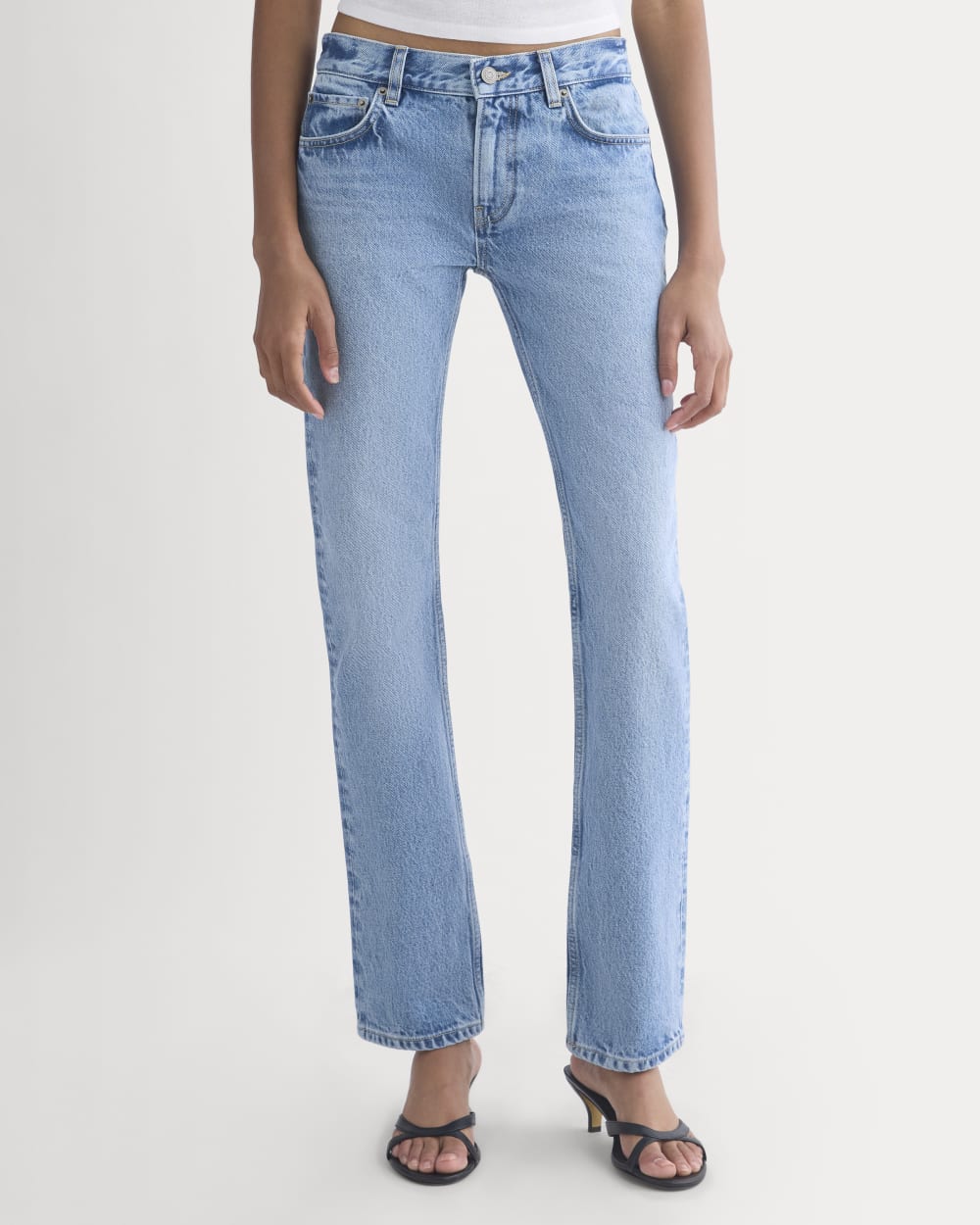 Everlane x Elena Bonvicini Highland Low-Rise Cigarette Jean in Crystal Cove Indigo — detail view