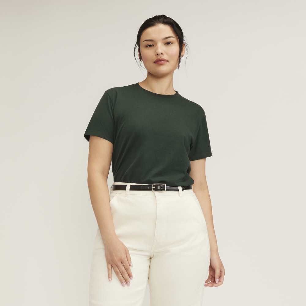 The Box-Cut Tee in Essential Cotton in Scarab — front view
