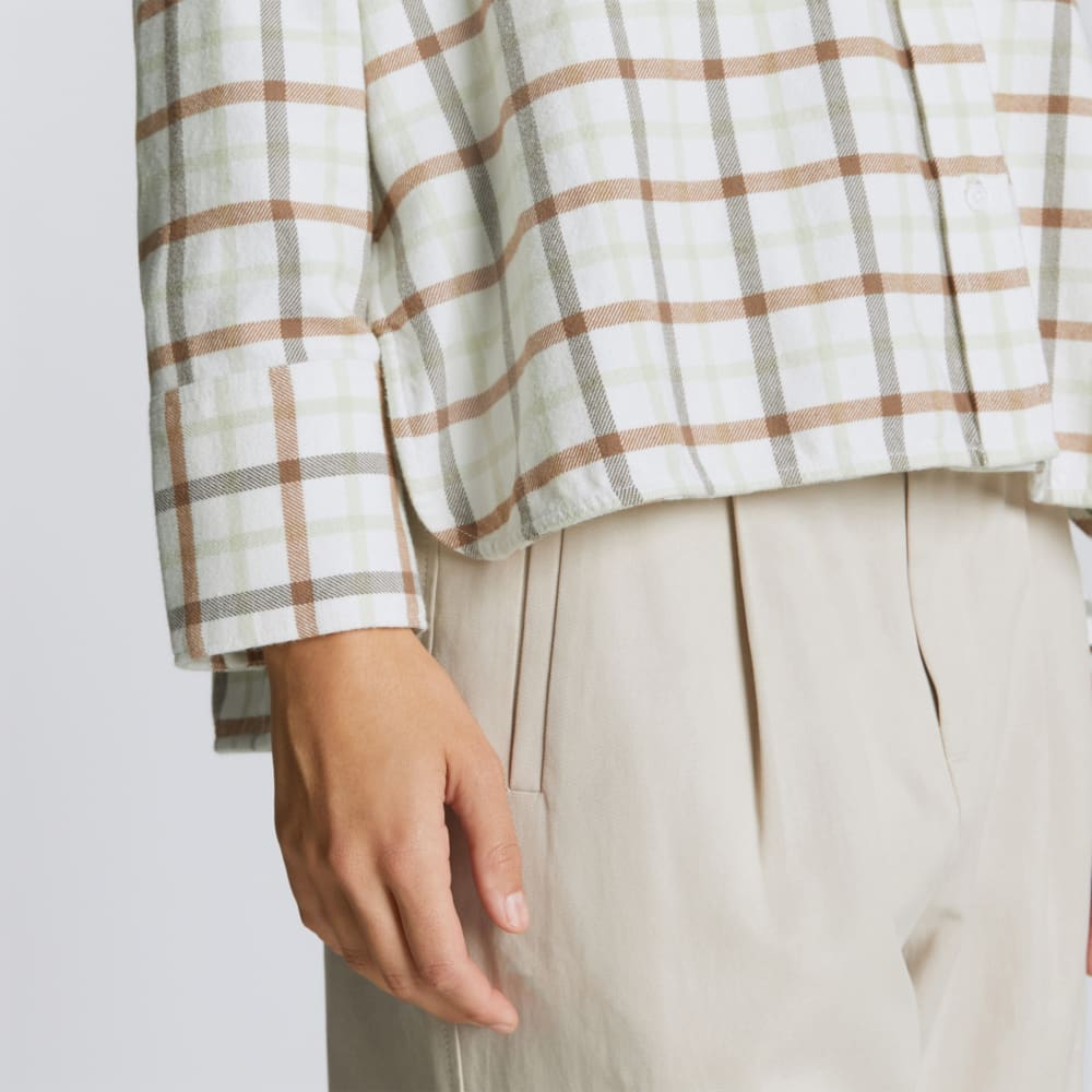 The Boxy Flannel in Seafoam / Tobacco Brown Plaid — detail view