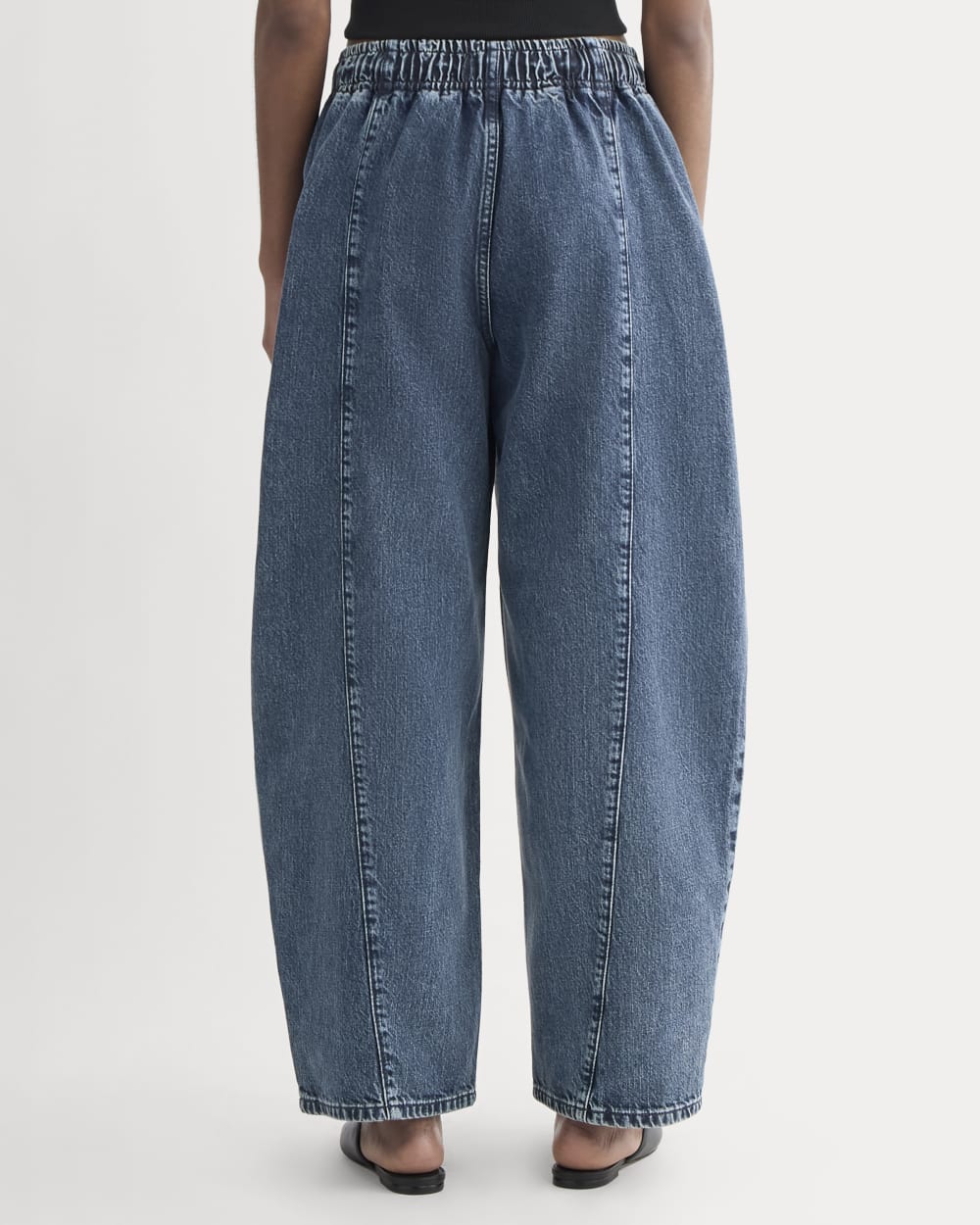 The Drawstring Baggy Jean in Mid Indigo — detail view