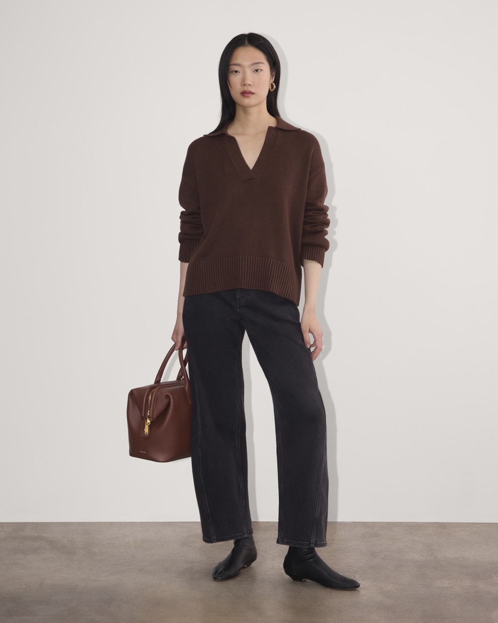 The Boxy Polo in Everyday Cotton in Dark Mahogany — detail view