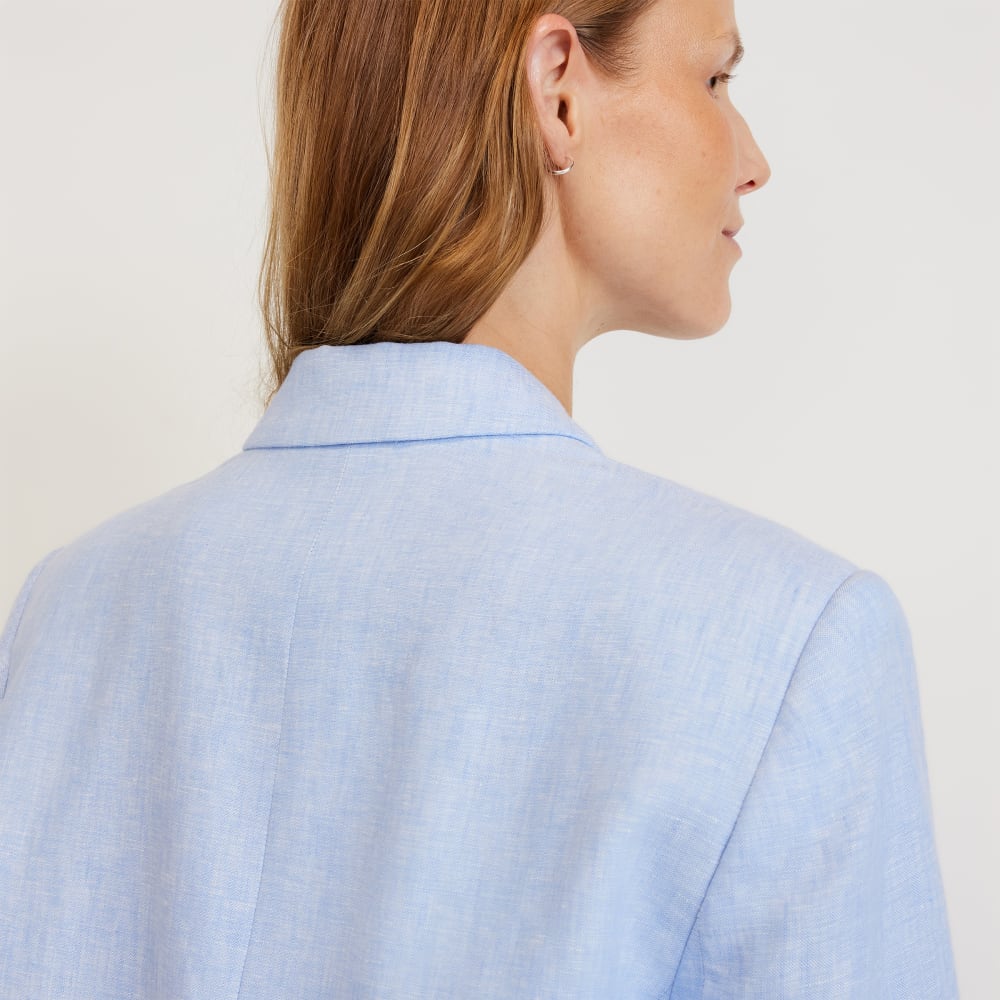 The Oversized Blazer in Linen in Light Blue — detail view