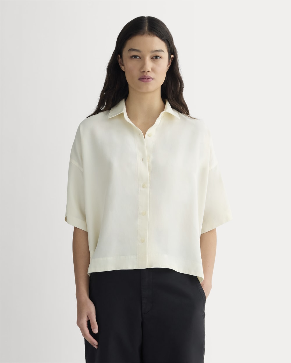 The Short-Sleeve Square Shirt in Butterlite in Bone — front view