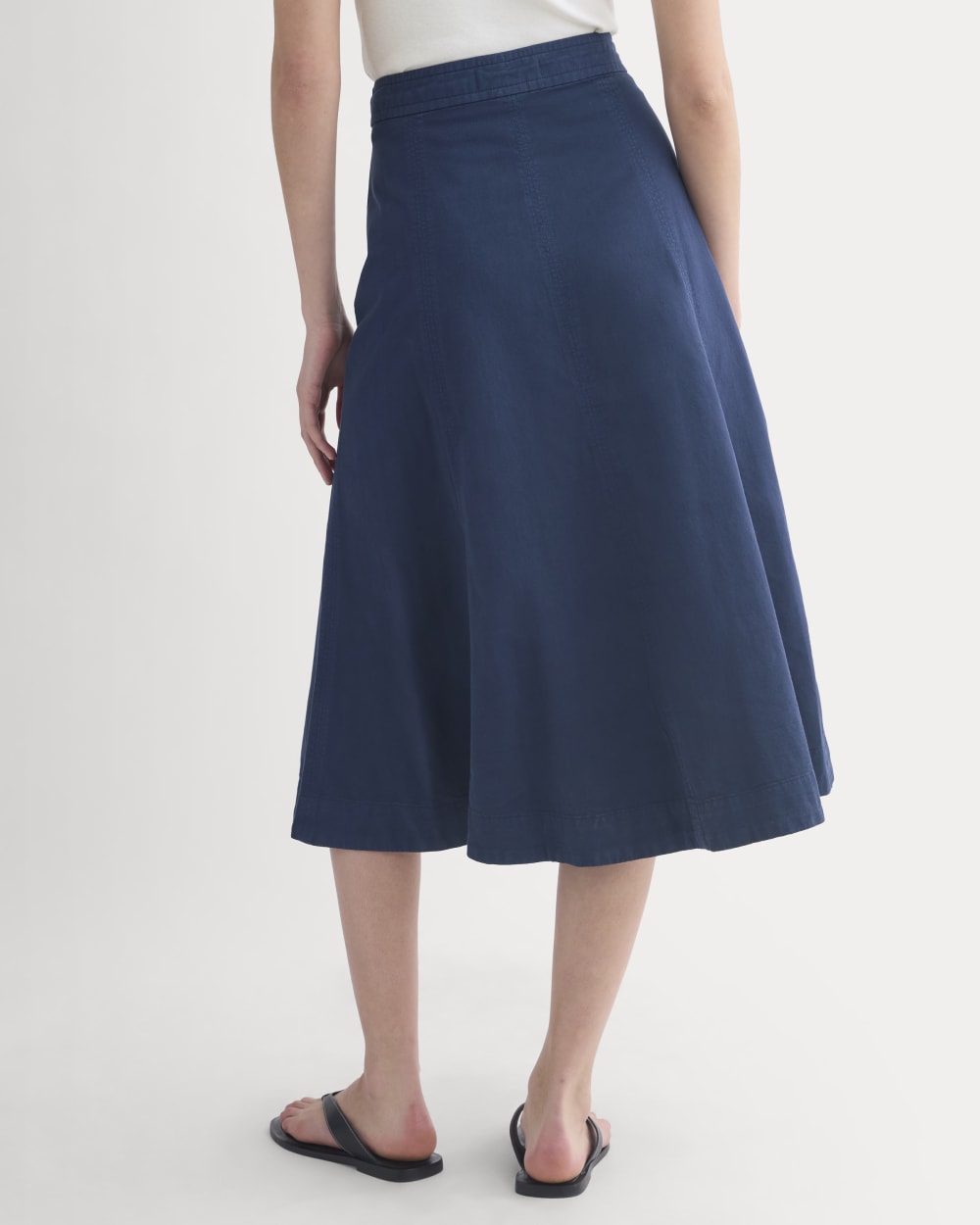 Seamed Midi Skirt in Navy — detail view