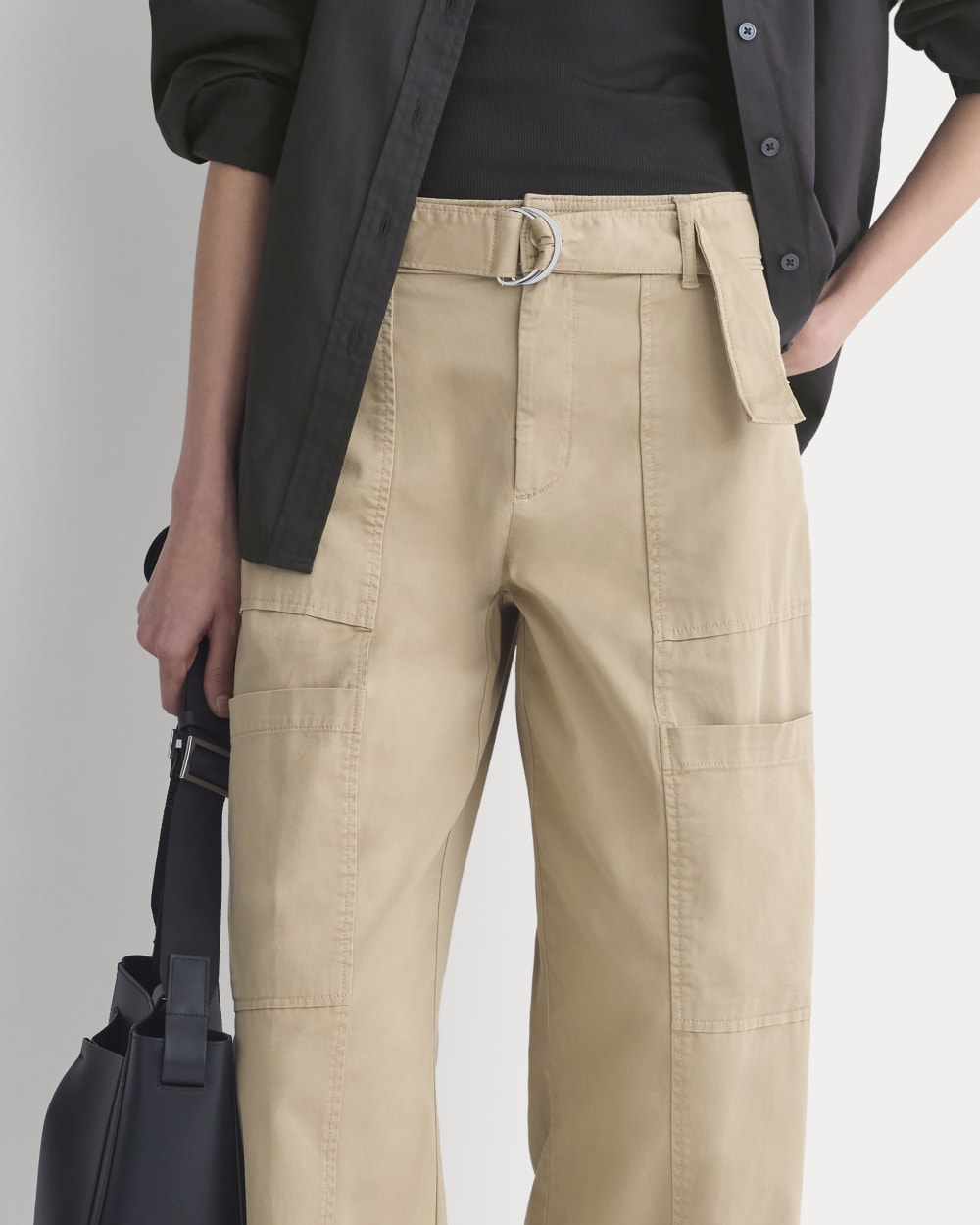 Utility Straight-Leg Cargo Pant in Trench Coat Khaki — detail view