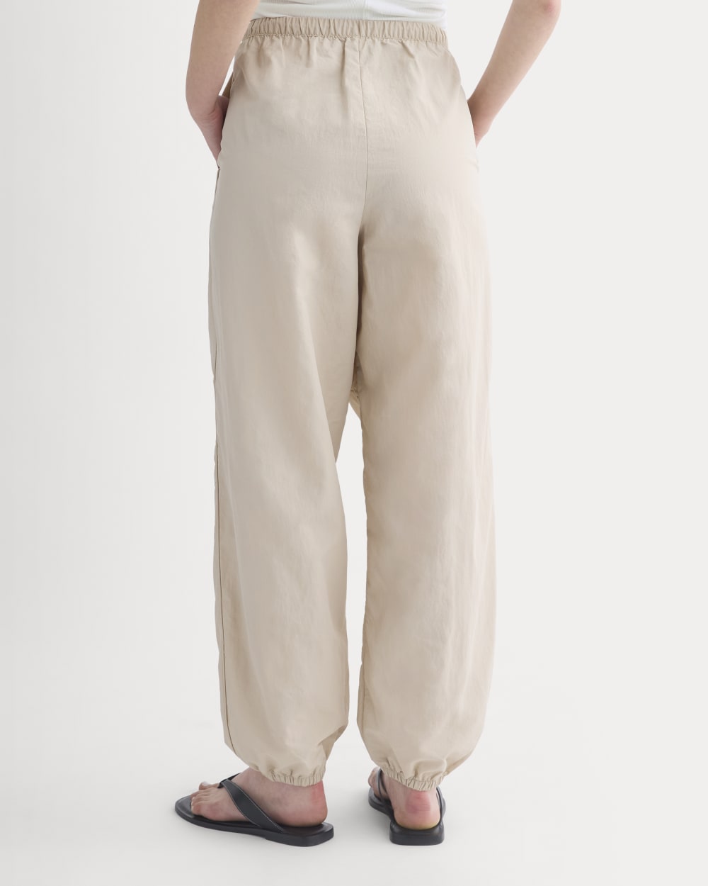 Parachute Pant in Peyote — detail view