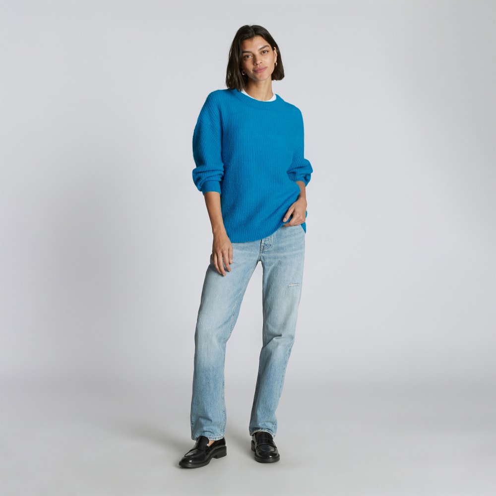 The Cocoon Crew in Alpaca in Horizon Blue — detail view