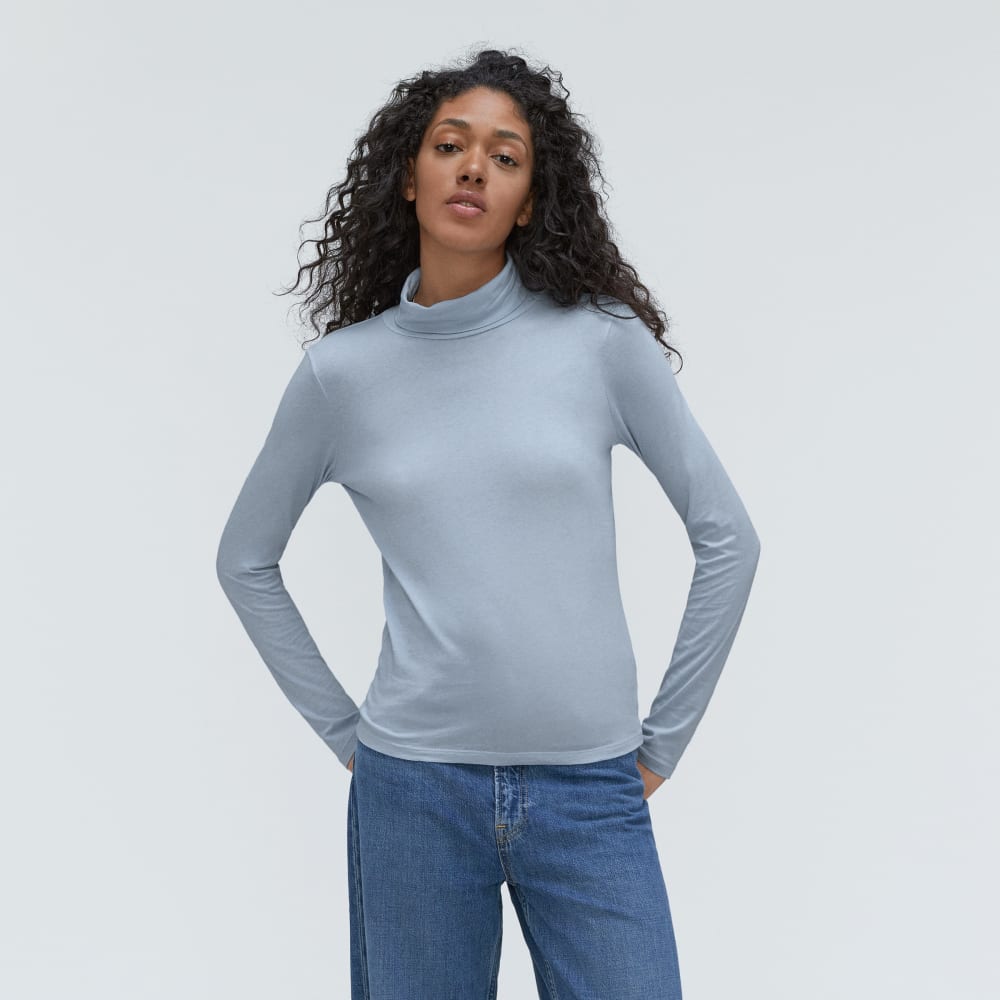 The Organic Cotton Turtleneck in Mist — front view