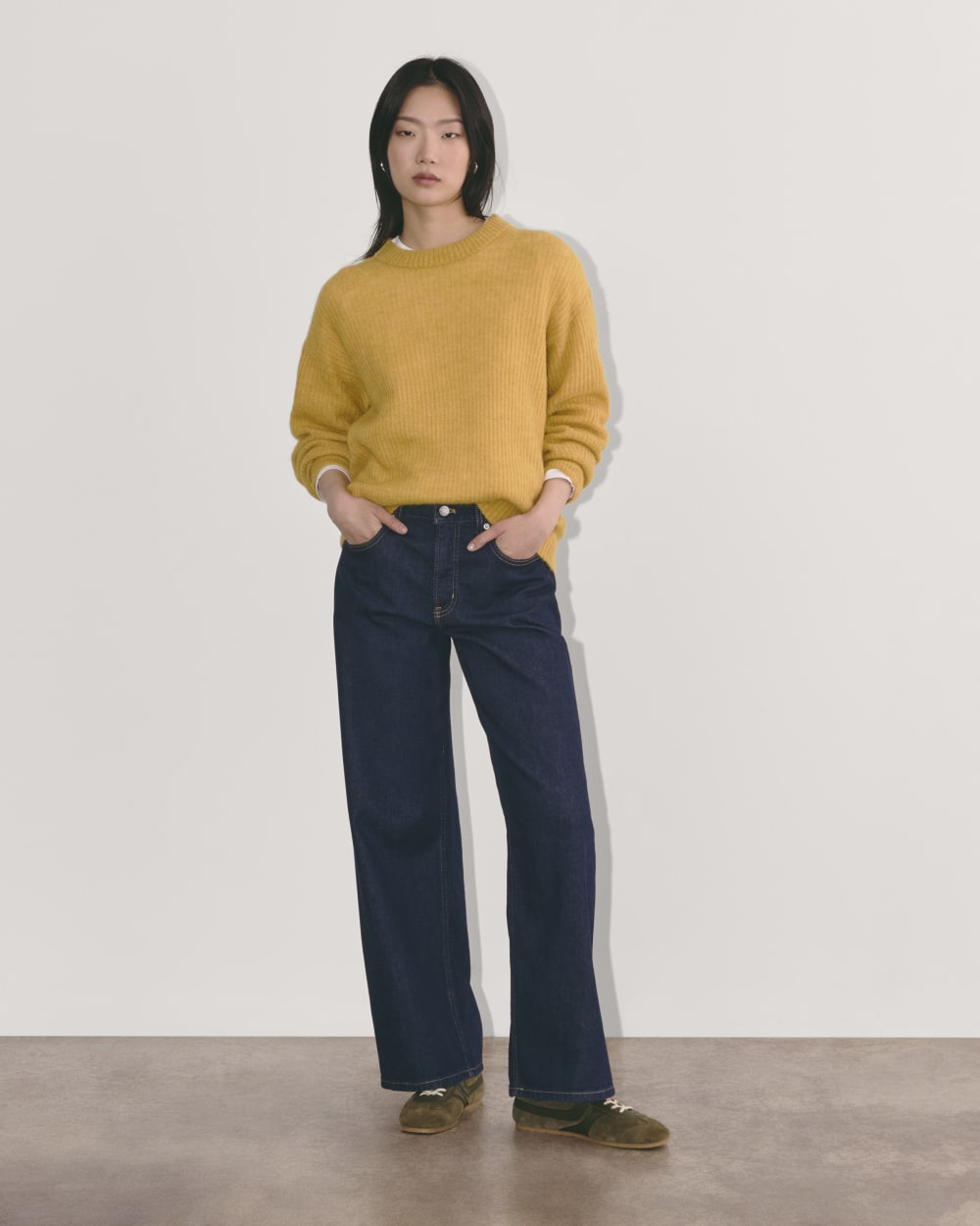 The Cocoon Crew in Alpaca in Golden Yellow — detail view