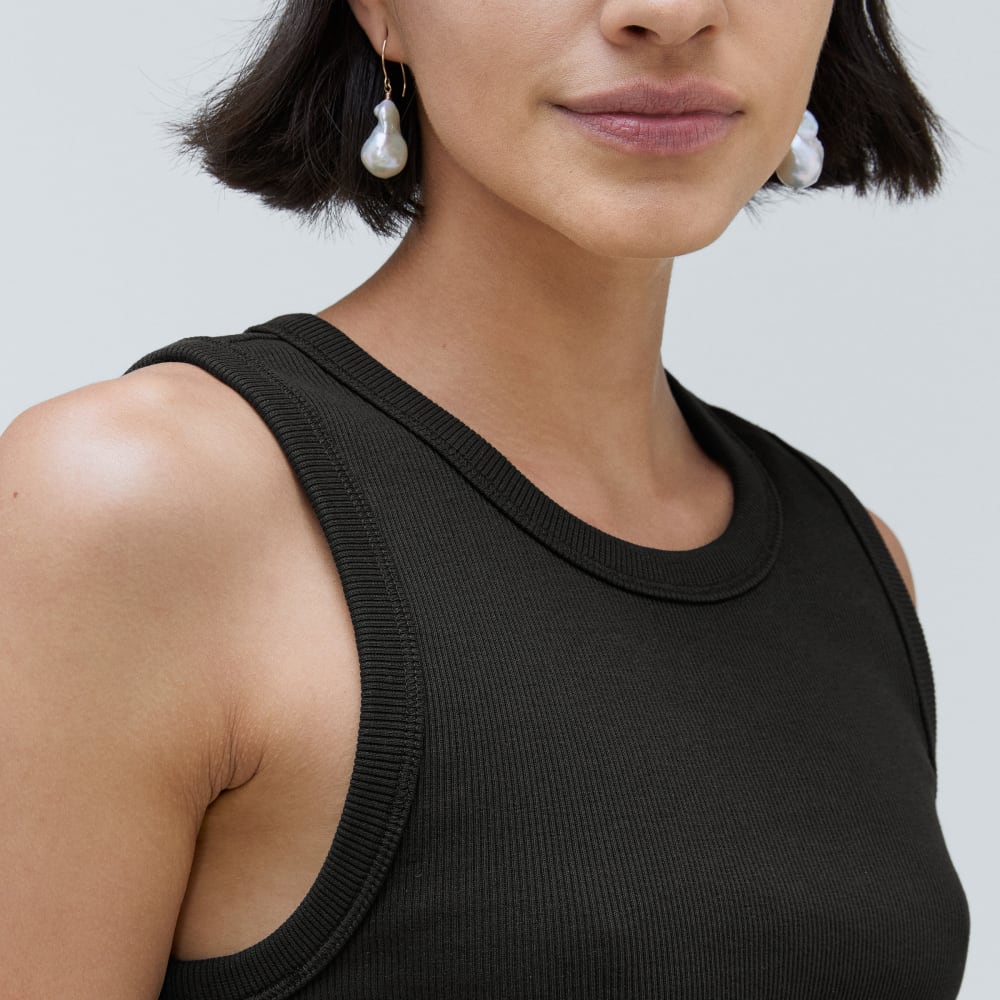 The Ribbed Cutout Tank in Black — detail view