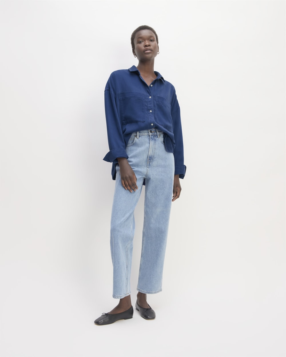 The Boxy Overshirt in Buttersoft in Bellwether Blue — detail view