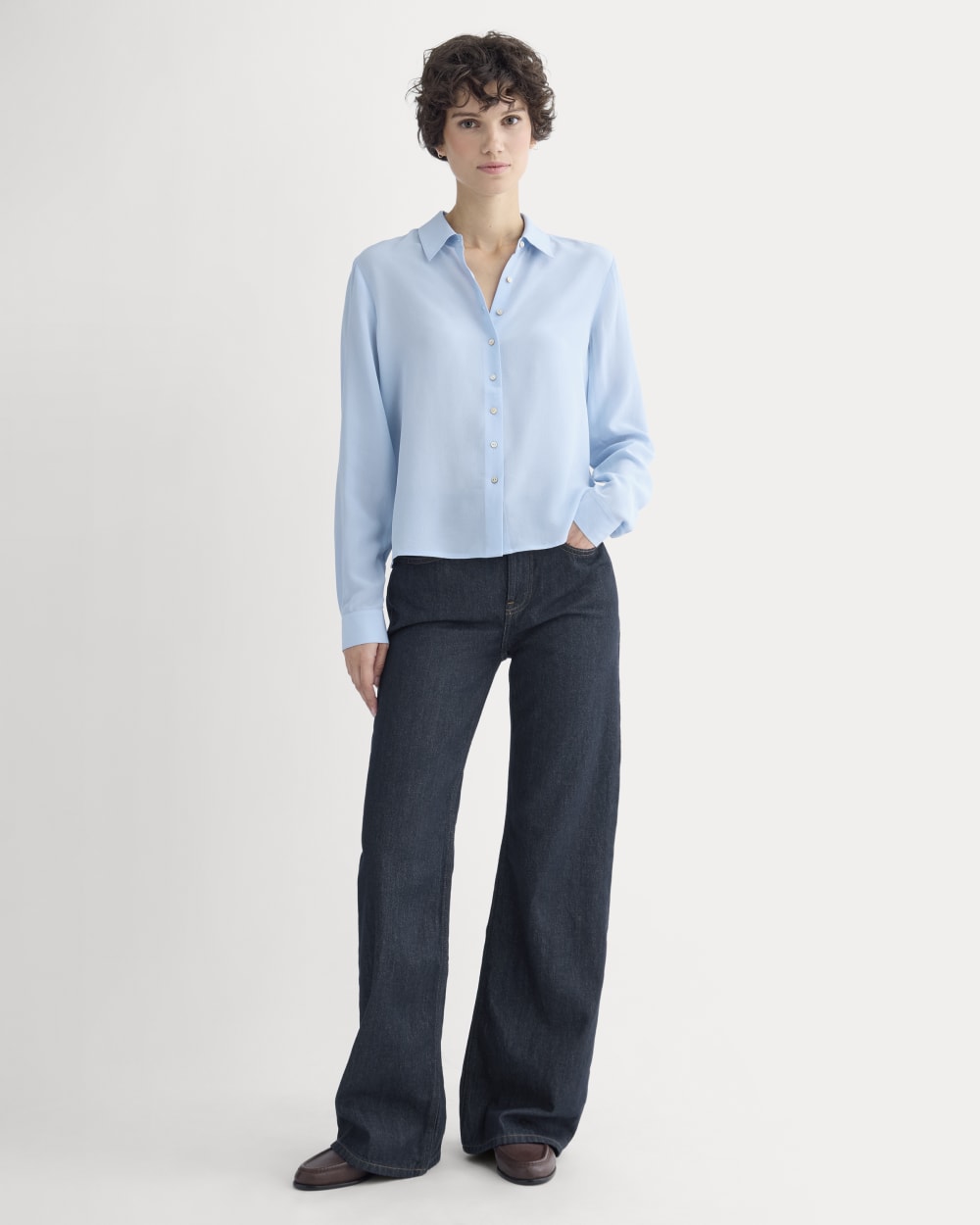 Shrunken Top in Washable Silk in Open Air Blue — detail view