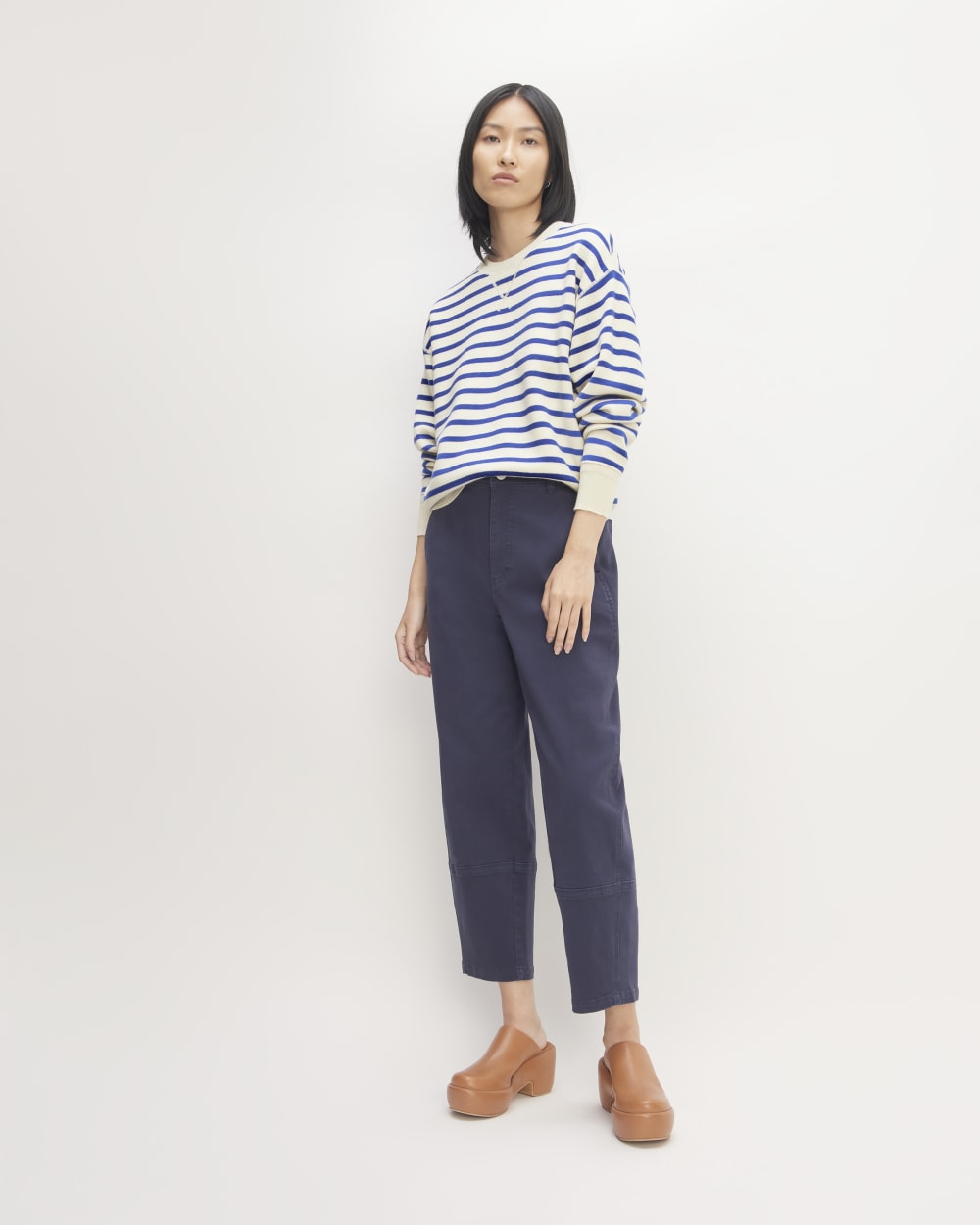 The Cotton-Merino Sweatshirt in Canvas / Lapis Blue — detail view