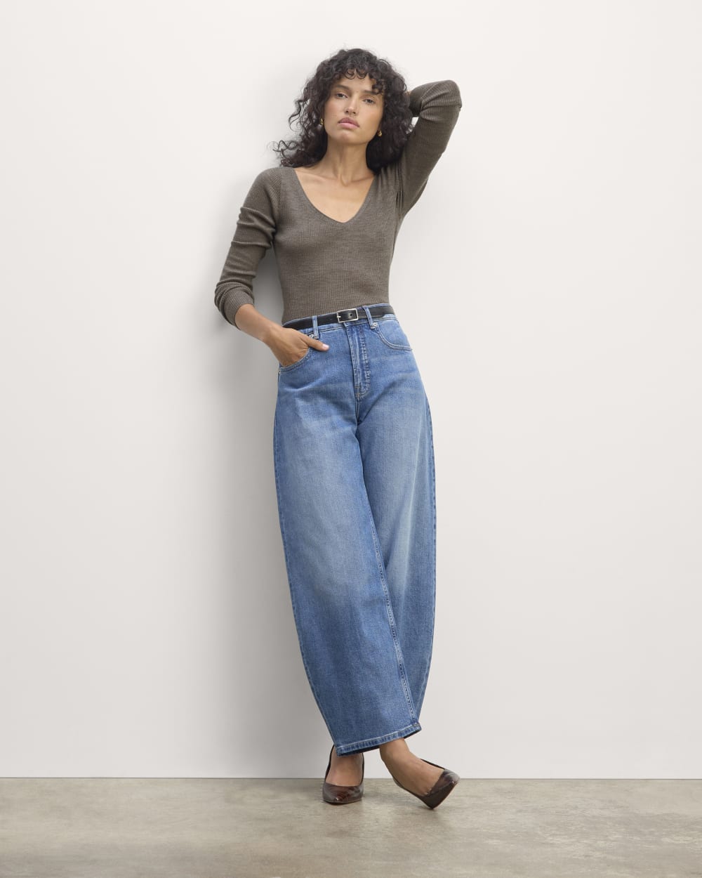 The Off-Shoulder Top in Ultrasoft Merino in Heather Cocoa — detail view
