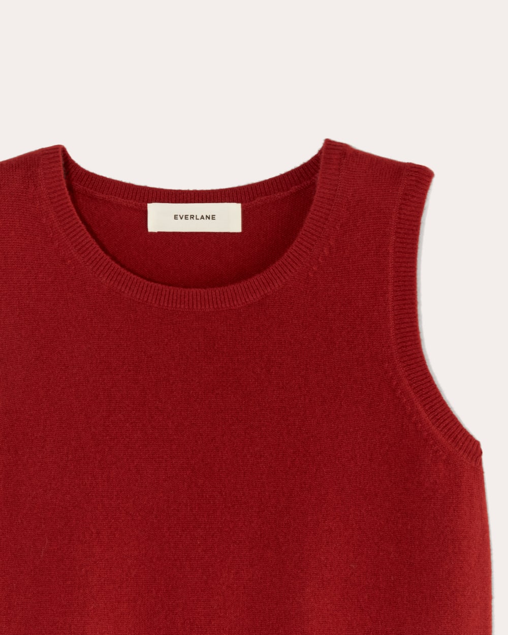 The Classic Tank in Cashmere in Berry Red — detail view