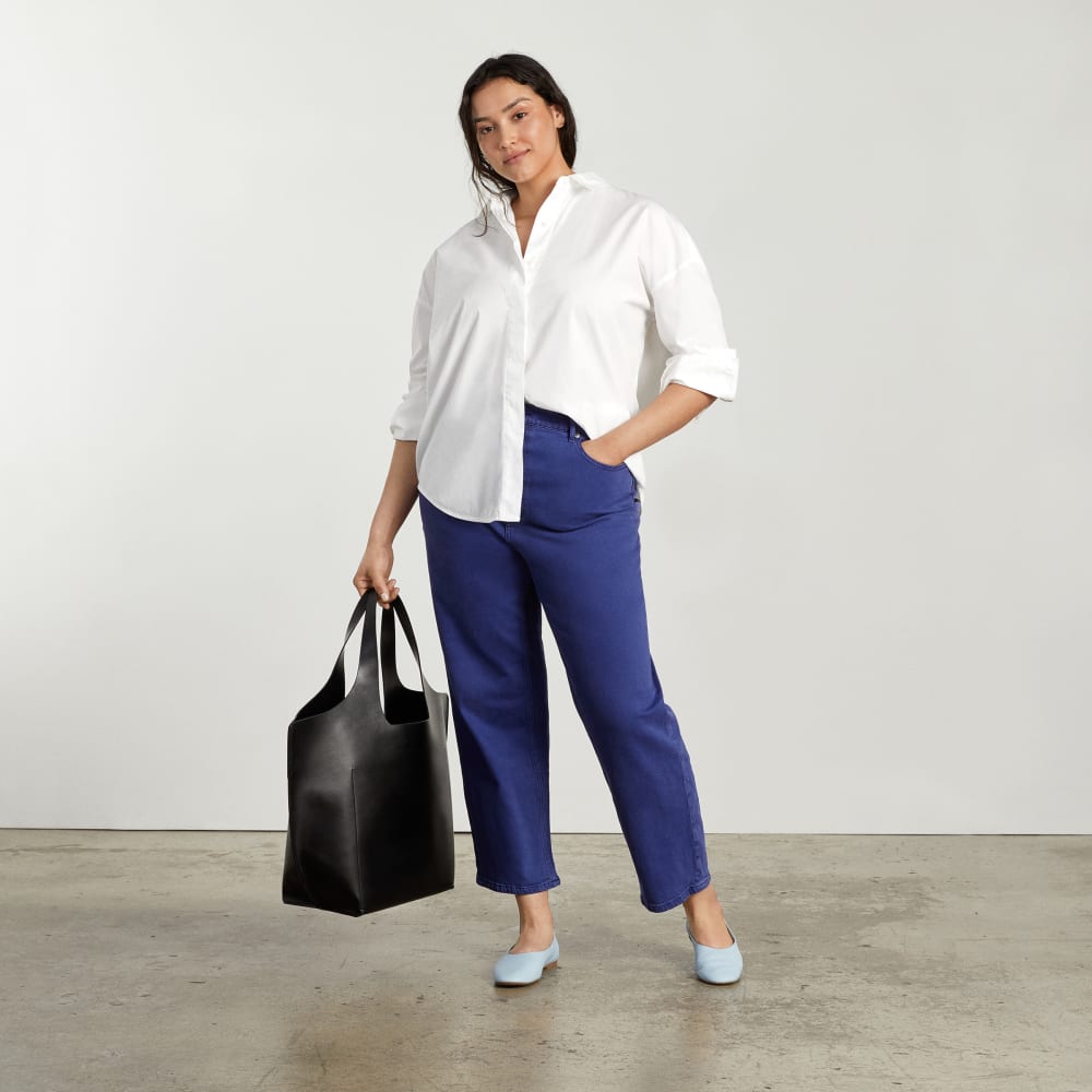 The Oversized Poplin Shirt in White — alternate view