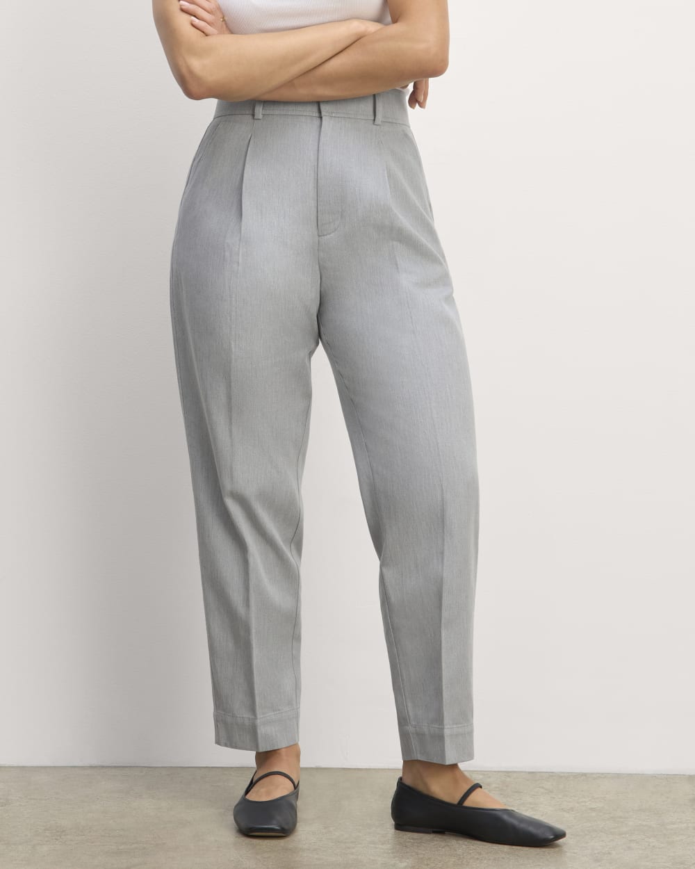 The Draper Tapered Pant in Buttersmooth in Heather Steel — detail view