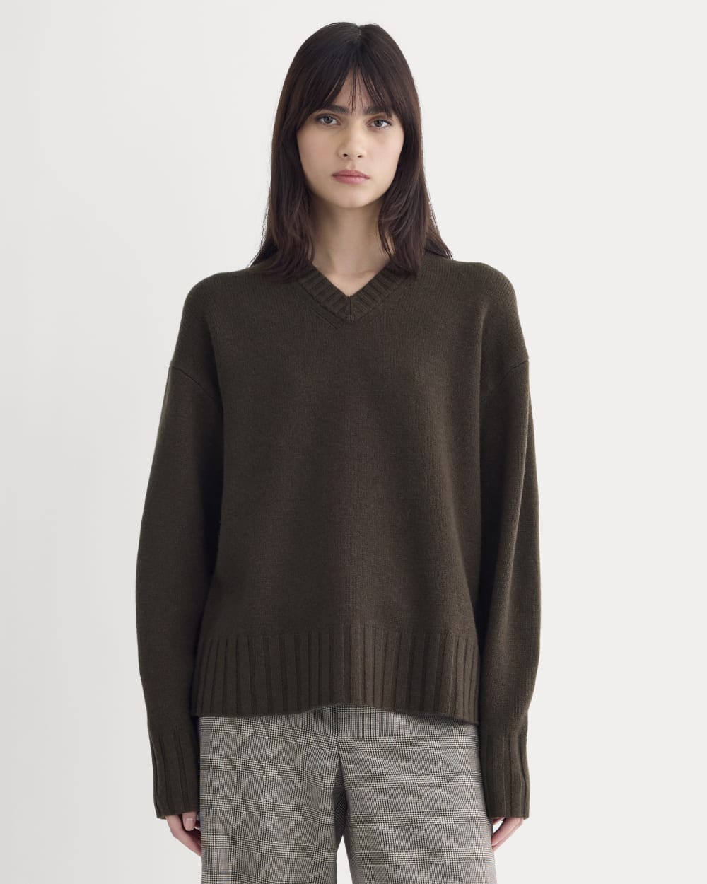 V-Neck Sweater in Extrafine Luxe Merino in Coffee Bean — front view