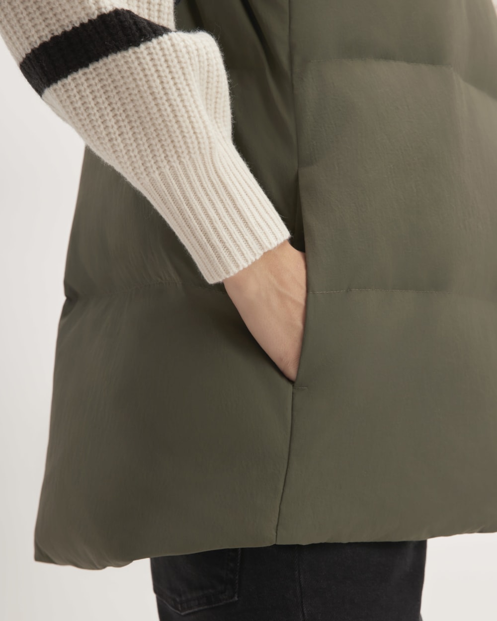 The Puffer Vest in Kalamata — detail view