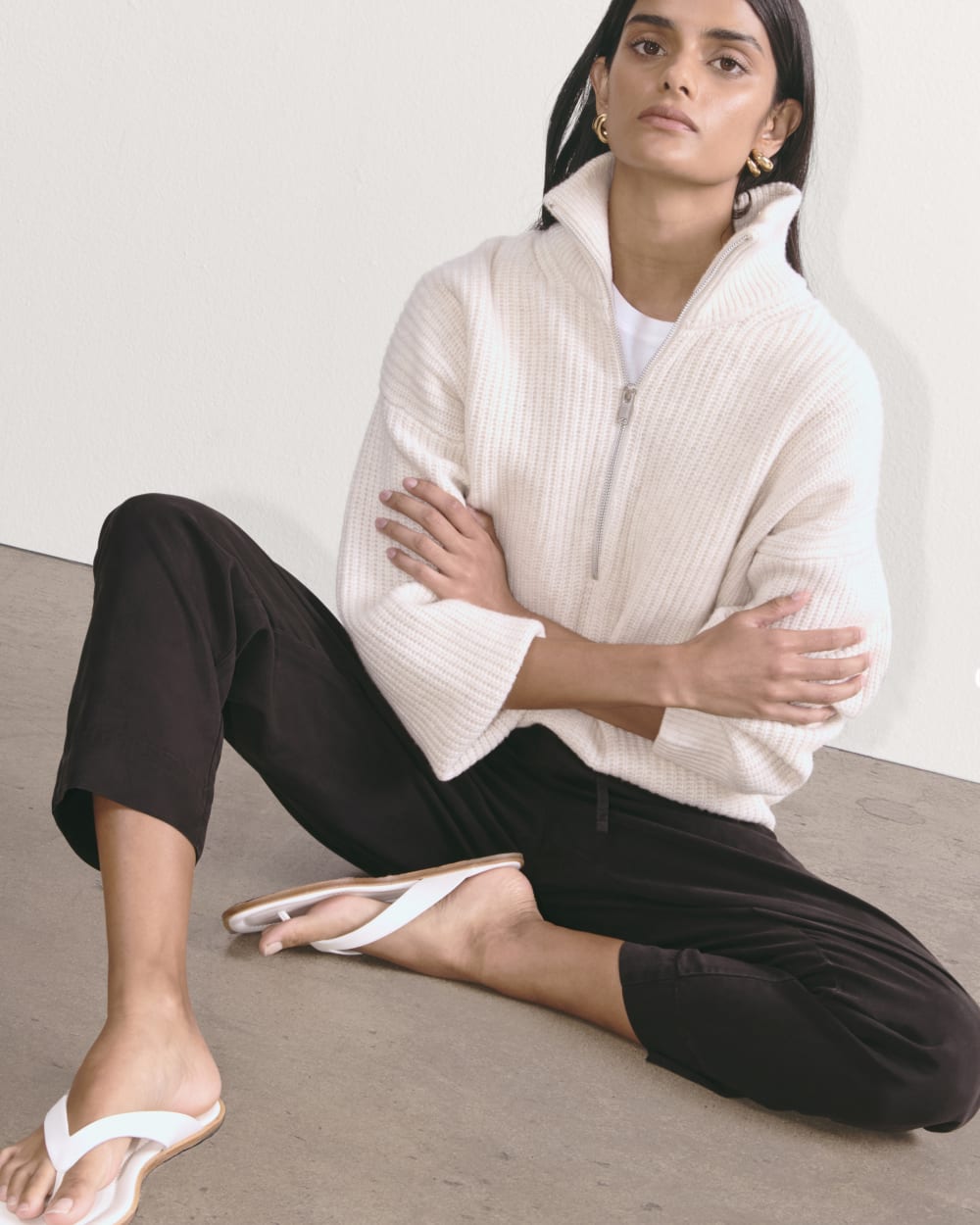 The Tapered Pant in Butterlite in Black — detail view
