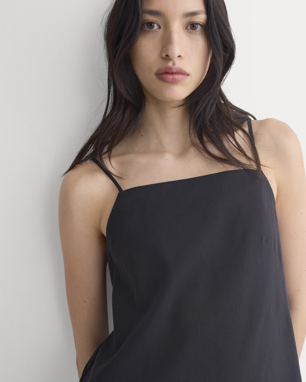 Mini Shift Dress in Stretch Linen in Black — detail view