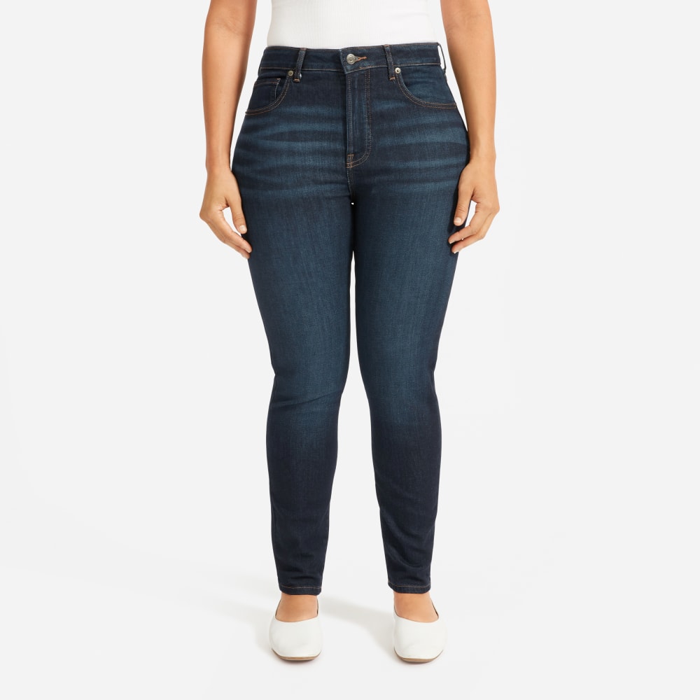 The Curvy Authentic Stretch High-Rise Skinny Jean in Dark Blue Wash — detail view