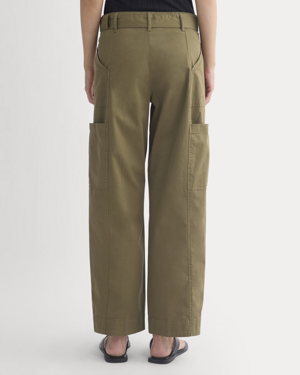 Utility Straight-Leg Cargo Pant in Olive — detail view